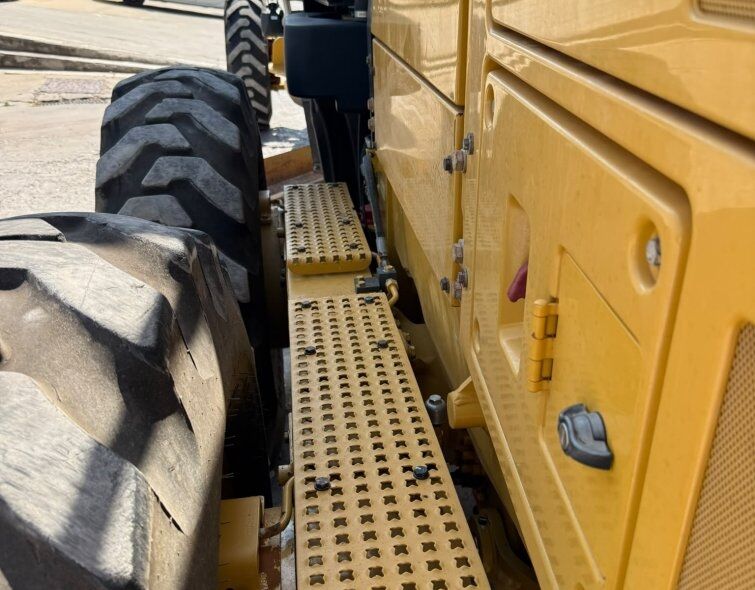 CATERPILLAR  12M3 AWD ***REGISTERED***